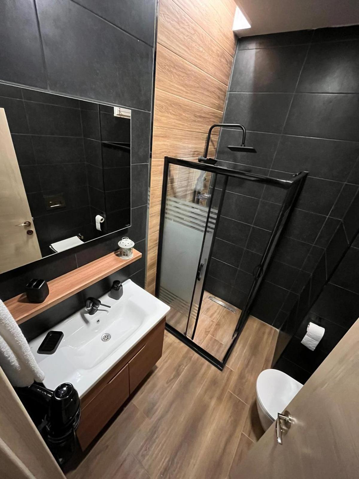 Majestik Hotel Istanbul Exteriör bild
