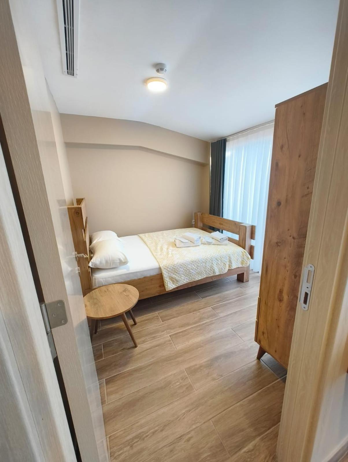 Majestik Hotel Istanbul Exteriör bild
