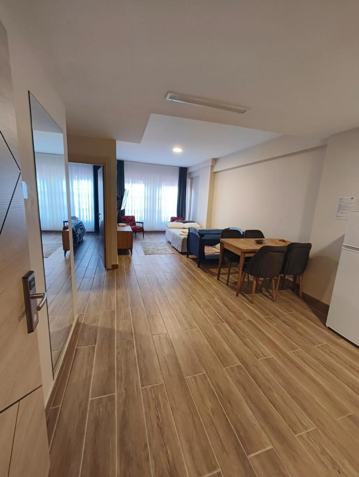 Majestik Hotel Istanbul Exteriör bild